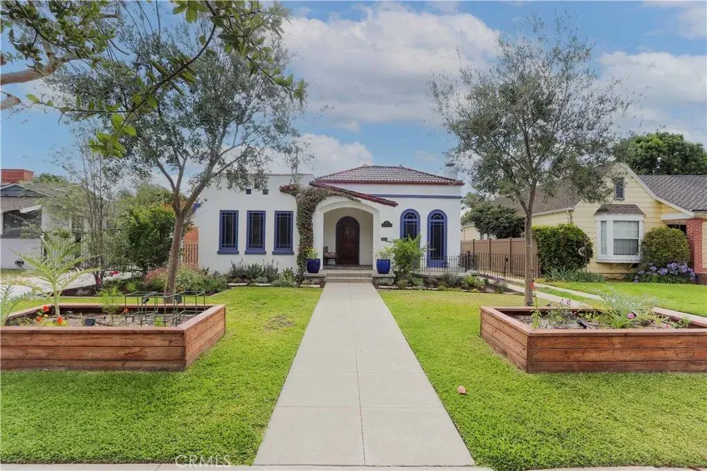 2421 Oakmont, Santa Ana
