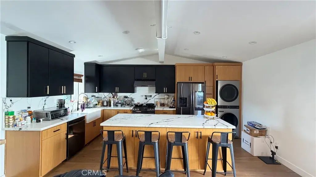 7257 Wilbur Avenue, Reseda
