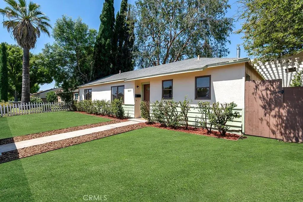 8207 White Oak Avenue, Reseda