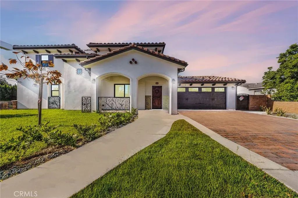 9040 Broadway, Temple City