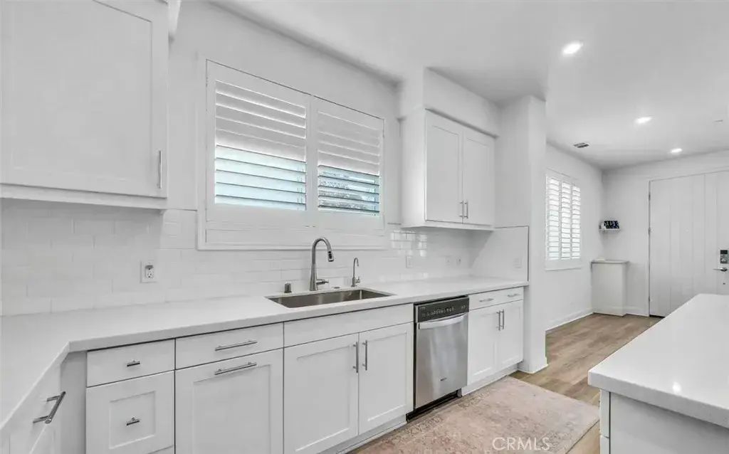 70 Aria, South El Monte