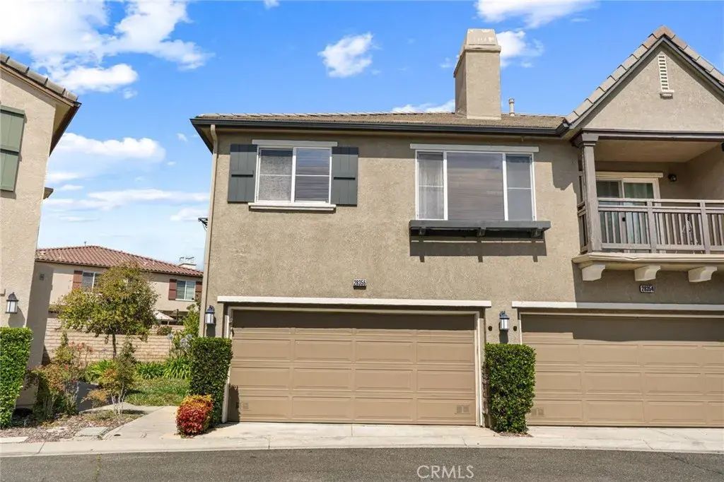 28356 Santa Rosa, Saugus