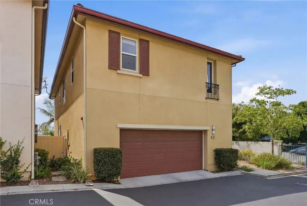 12001 Jackson Square Court, Hawthorne