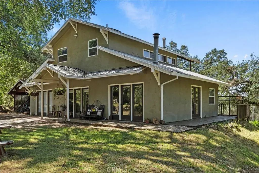 13833 Centerville, Chico