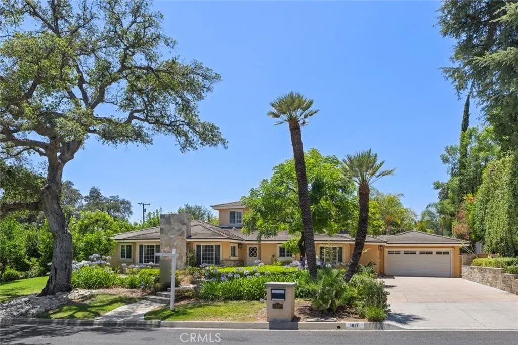 1817 Elevado, Arcadia