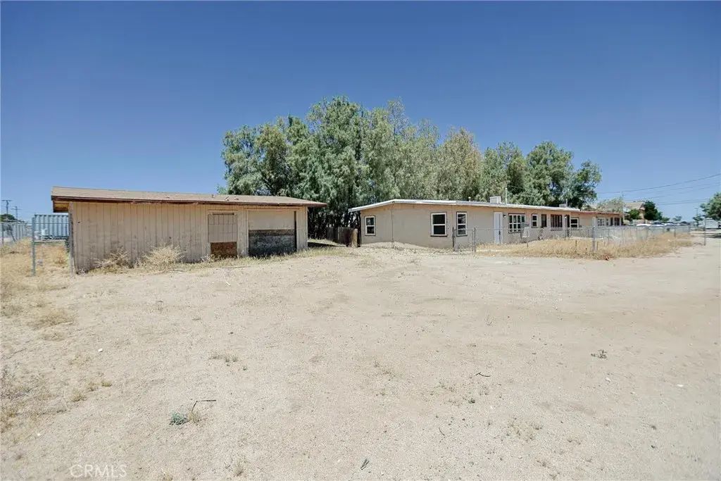 11389 Lee, Adelanto