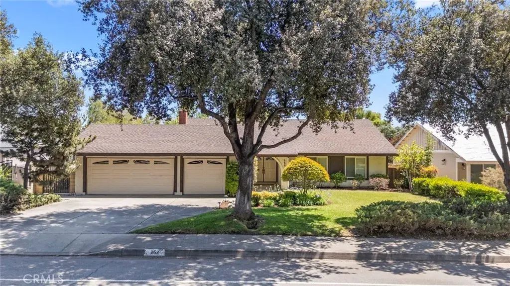 252 E Radcliffe Drive, Claremont