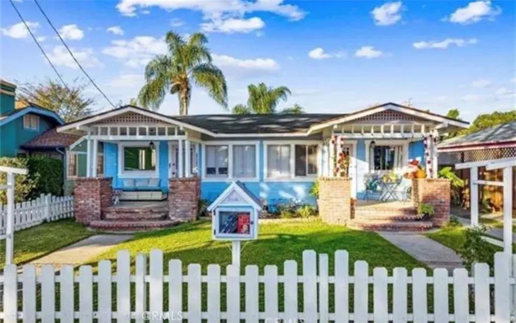 817 E Palmyra Avenue, Orange