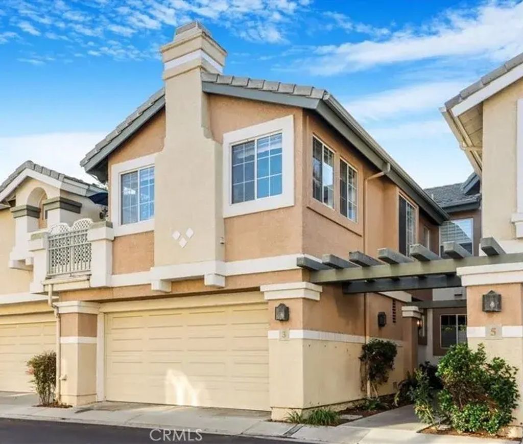 3 Cambria, Mission Viejo