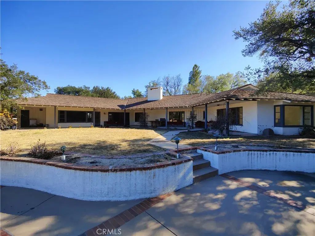 22427 Plummer Street, Chatsworth