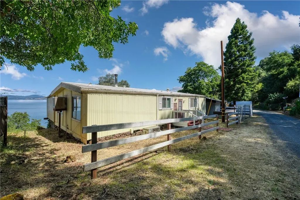6956 Glebe Drive, Kelseyville