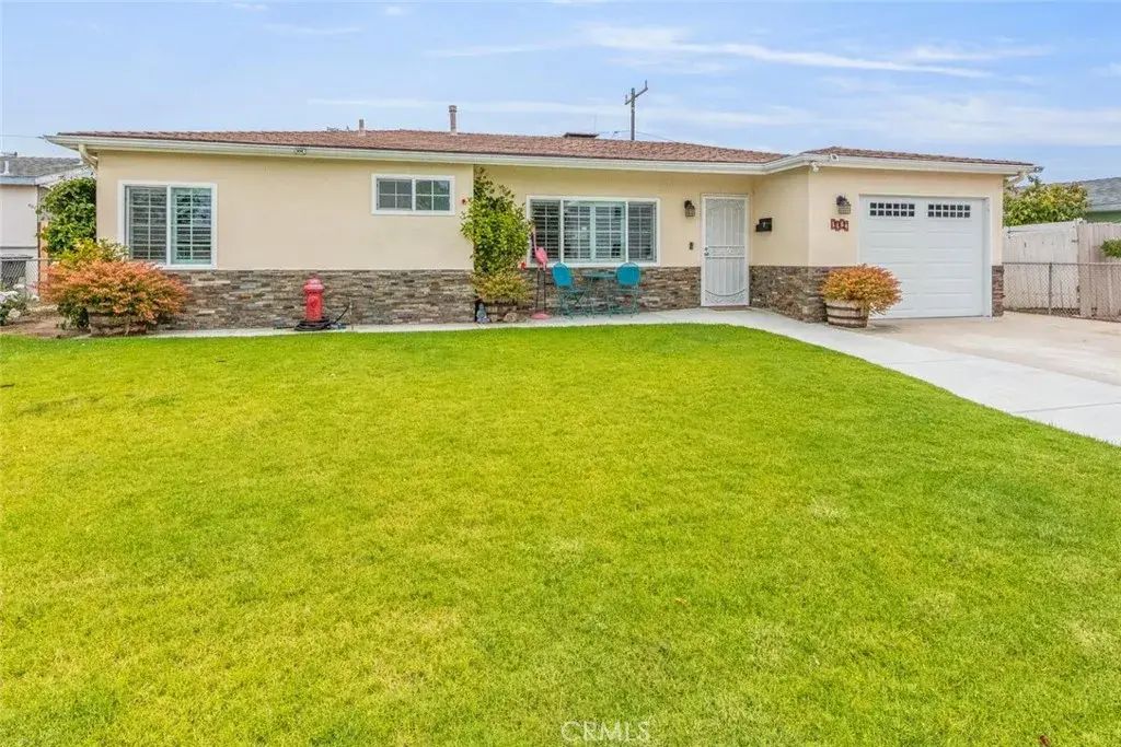 1164 N 6th, Port Hueneme