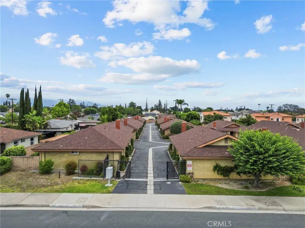 6320 Temple City Boulevard, Temple City