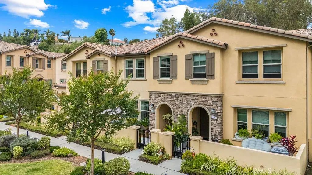 232 S Auburn Heights, Anaheim