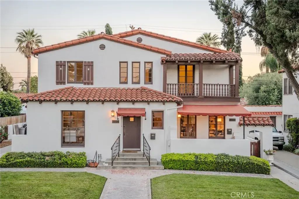 3564 Elmwood, Riverside