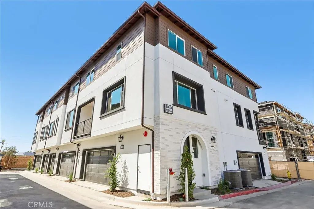 9542 Hannah Way, Riverside