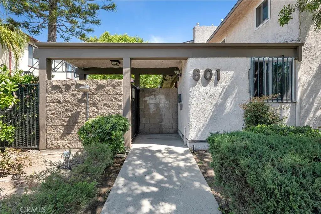 801 E Acacia Avenue F, Glendale