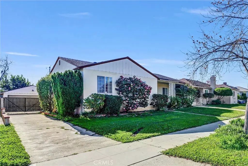 1404 Violeta, Alhambra