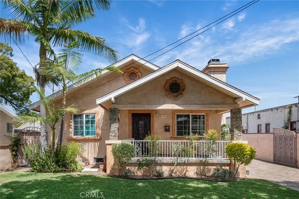1136 N Marine Avenue, Wilmington