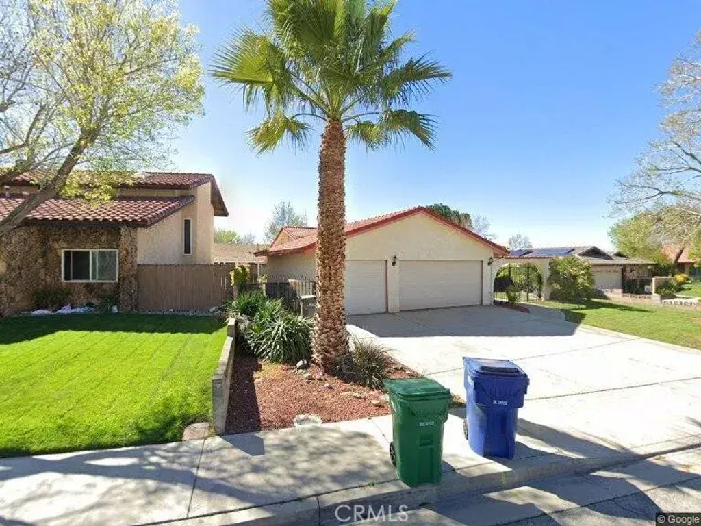 42937 Beau Ville Court, Lancaster