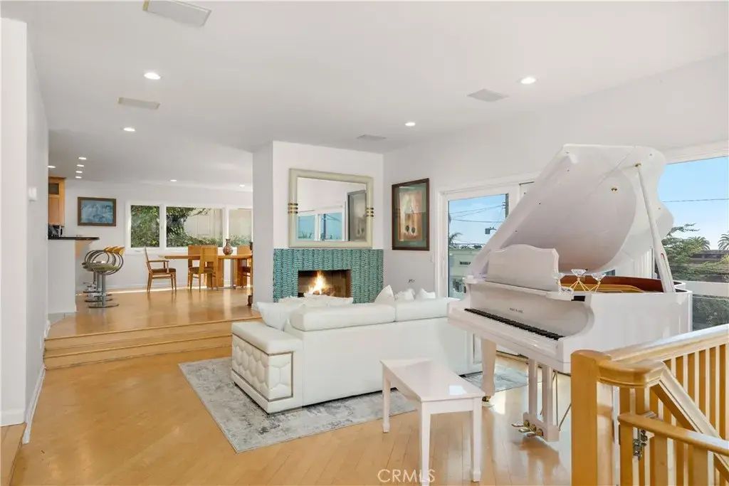 1468 W 37th, San Pedro