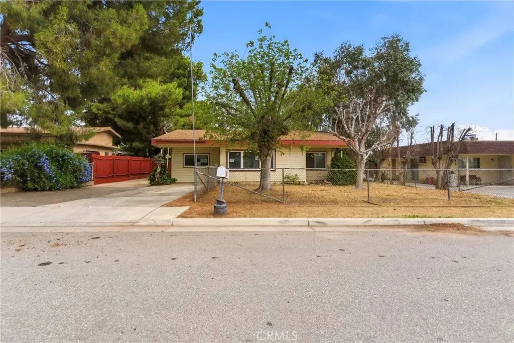 361 Golden, Bakersfield