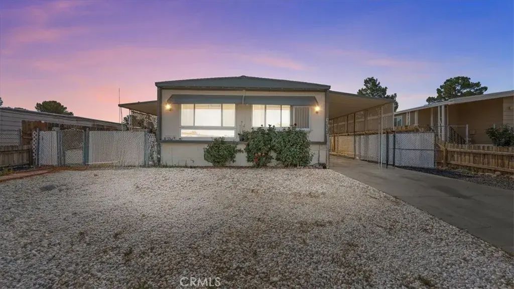 13919 Riviera, Victorville