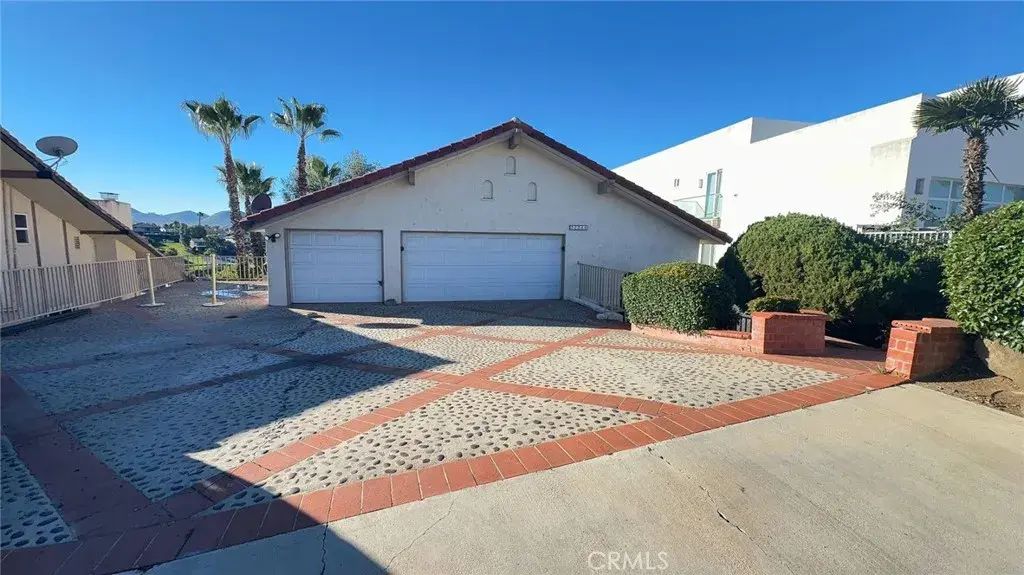 22244 San Joaquin Drive West, Canyon Lake