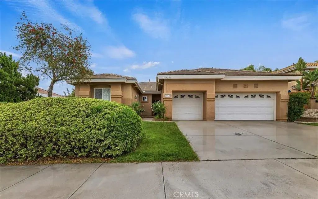 42748 Mountain Shadow, Murrieta