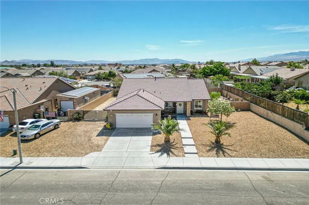 13427 Cypress, Victorville