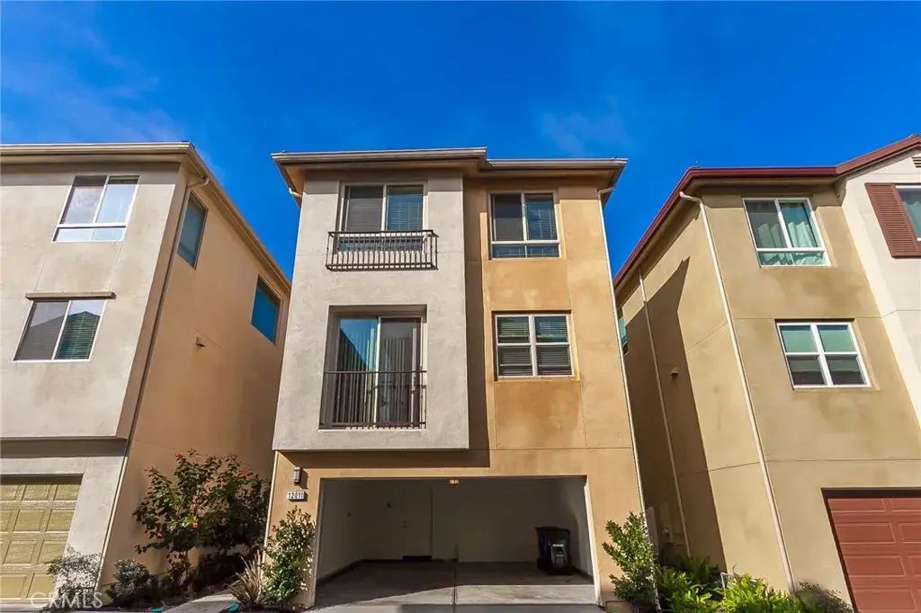 12011 Millennium Park Court, Hawthorne