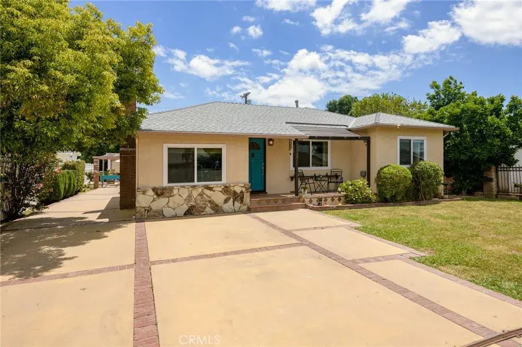 6834 Shoshone, Lake Balboa