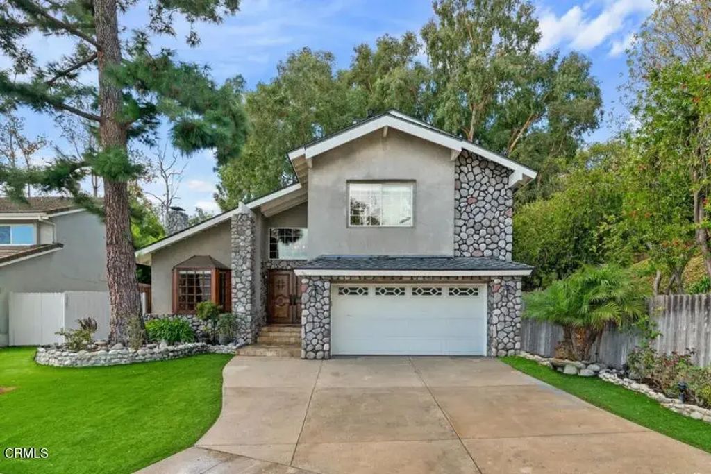 447 Santa Barbara Circle, Thousand Oaks