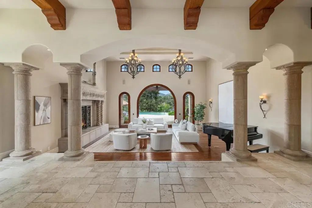 7090 Via Guadalupe, Rancho Santa Fe