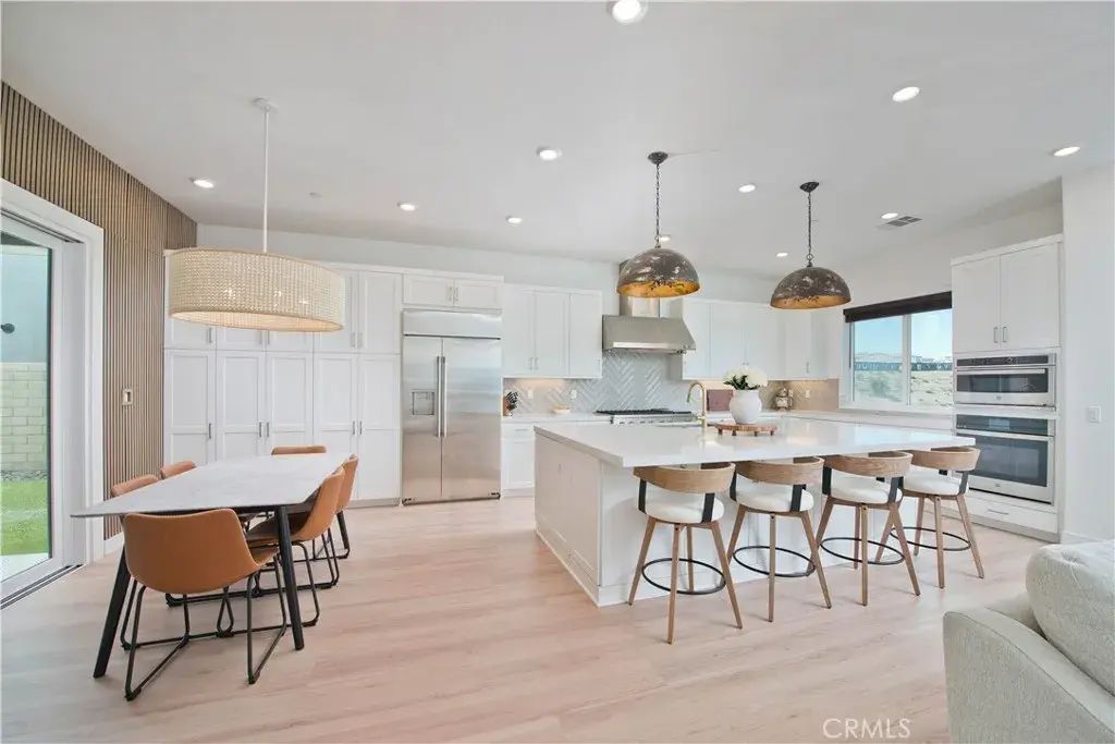 27533 Golden Currant Place, Valencia