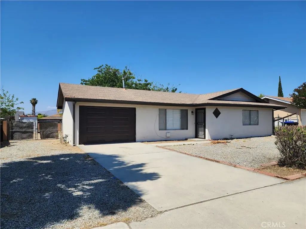 832 E Stetson, Hemet