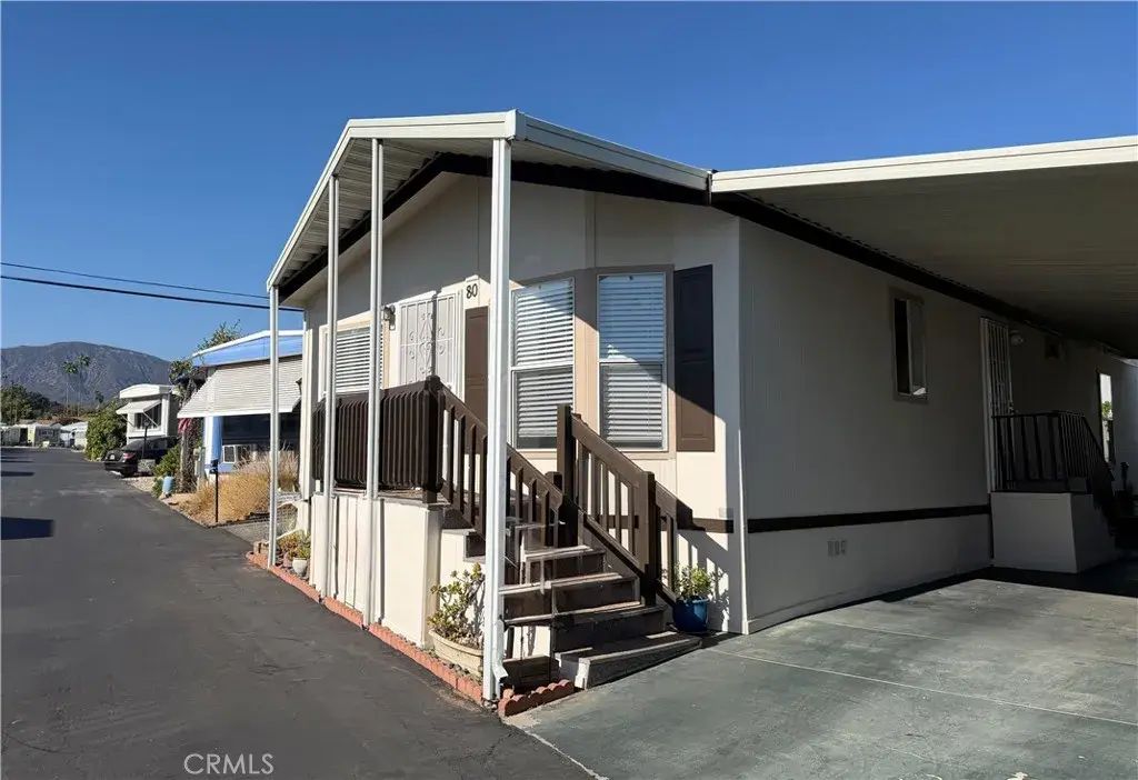 301 E Foothill Blvd, Pomona