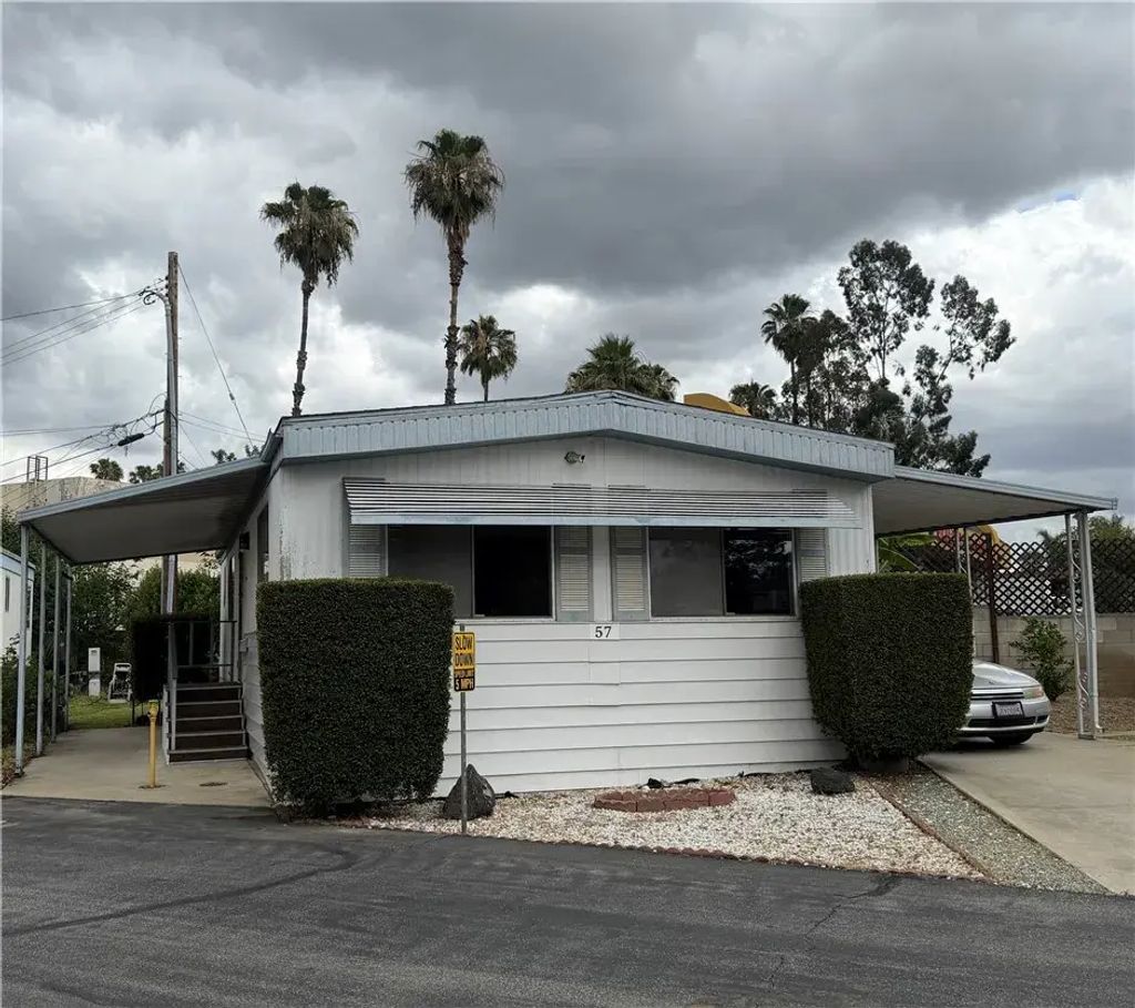 337 W Rte 66, Glendora