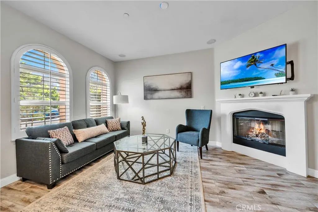 48 Bamboo, Irvine
