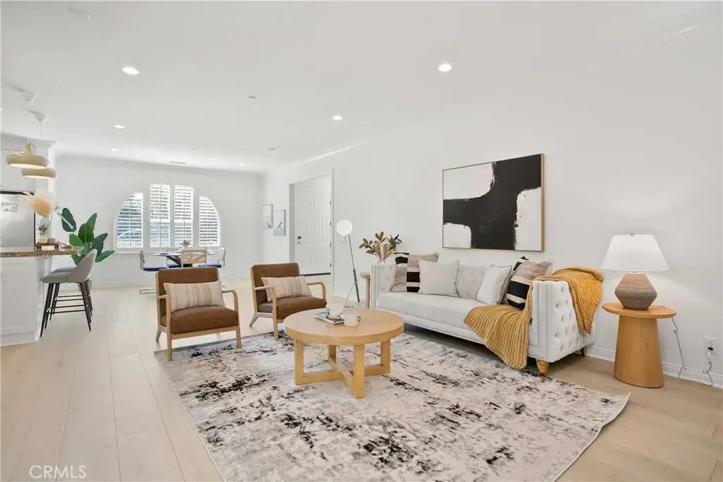 77 Hanging Garden, Irvine