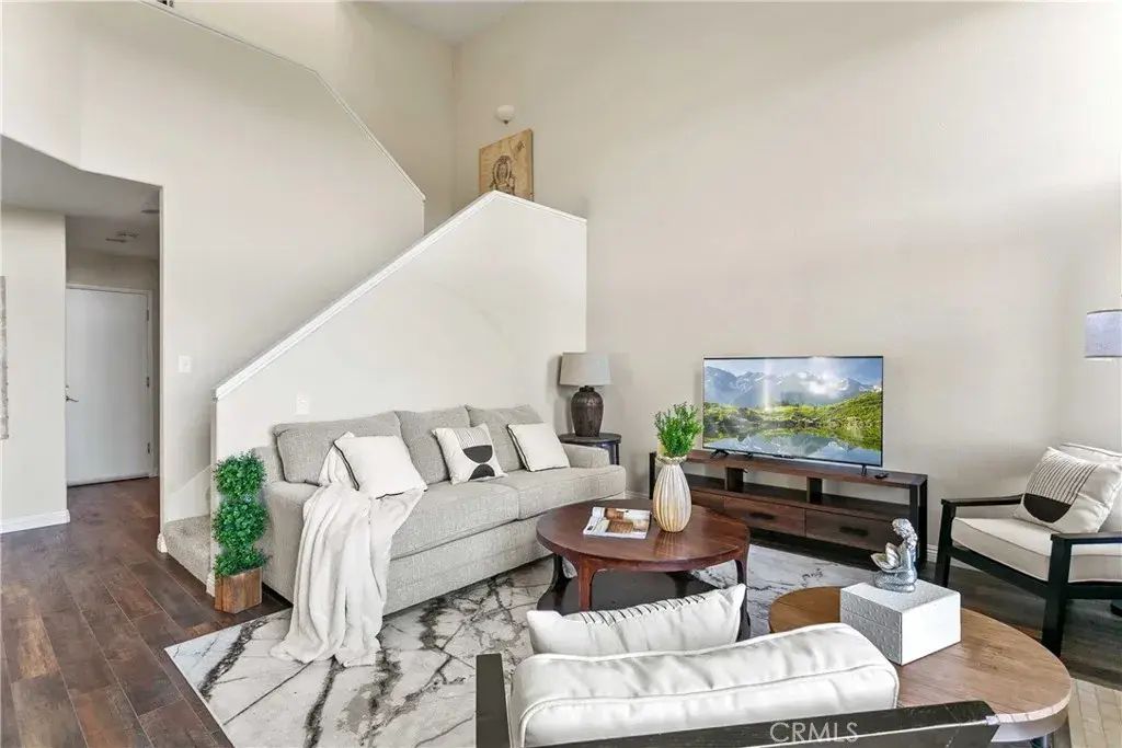 7 Genoa, Laguna Niguel