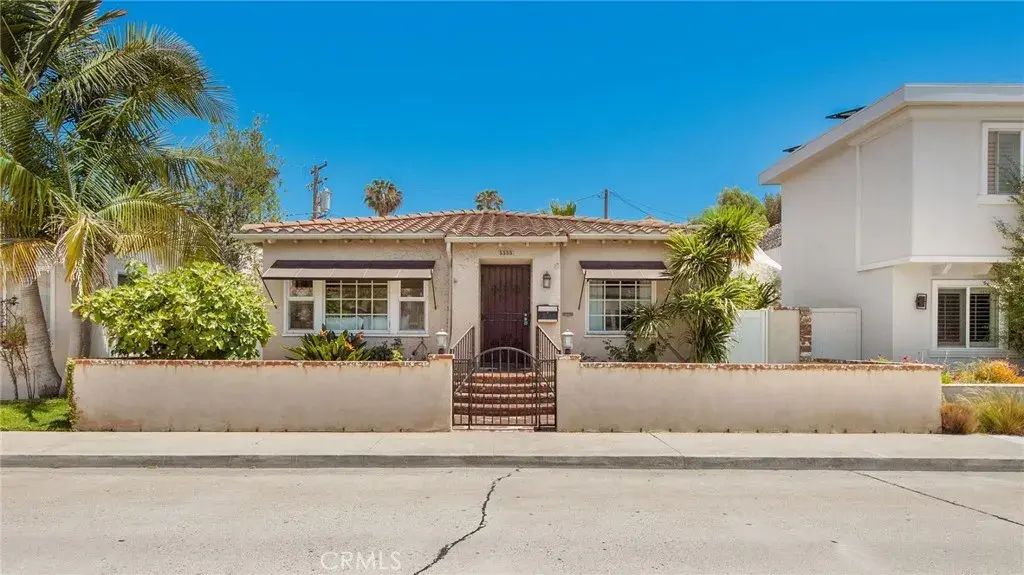 5555 Riviera Walk, Long Beach