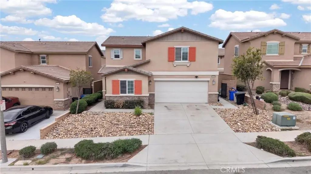 7360 Flagstone, Fontana
