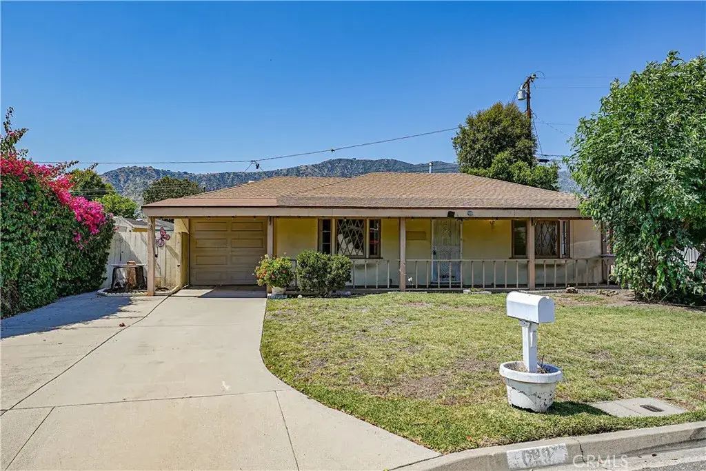 629 W Leeside Street, Glendora