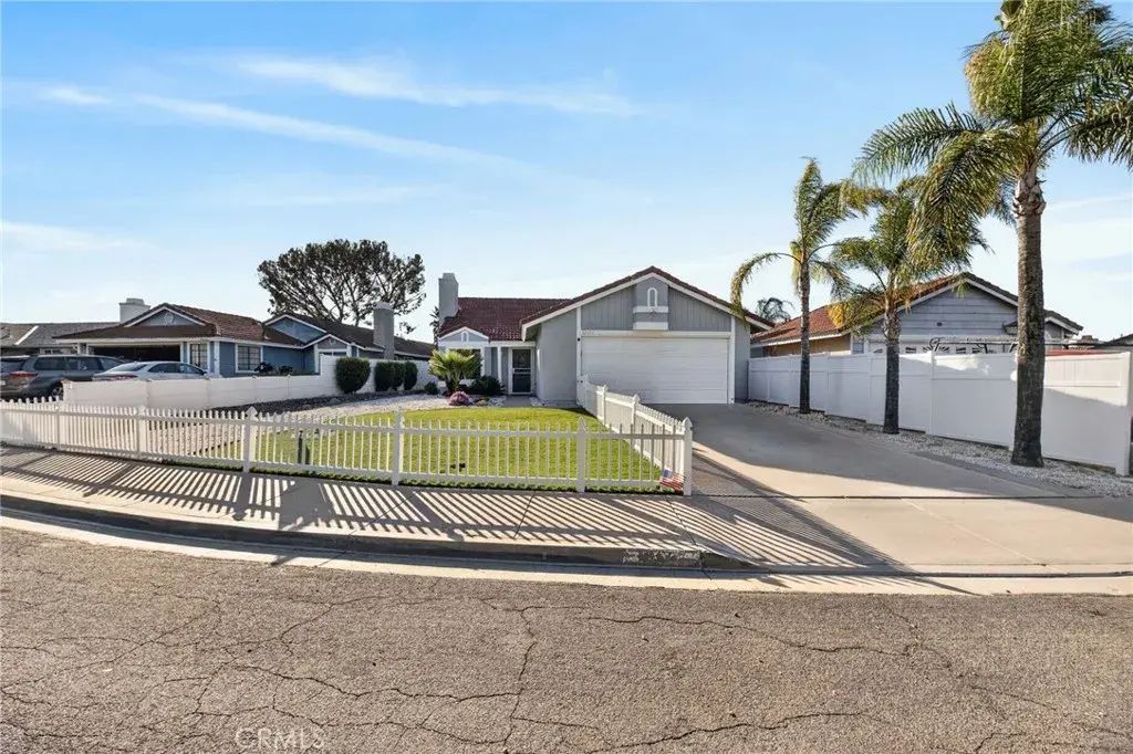 39427 Canyon Rim, Temecula