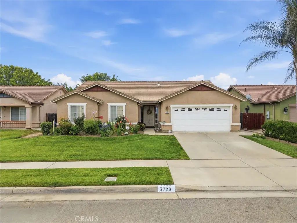 3728 E School, Visalia