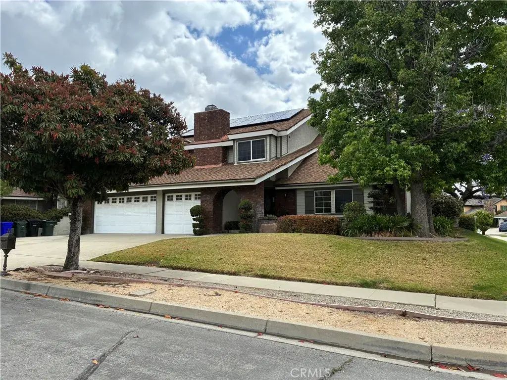 1716 Orangewood, Upland