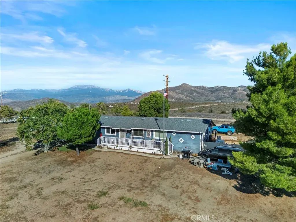 33945 Red Mountain, Hemet