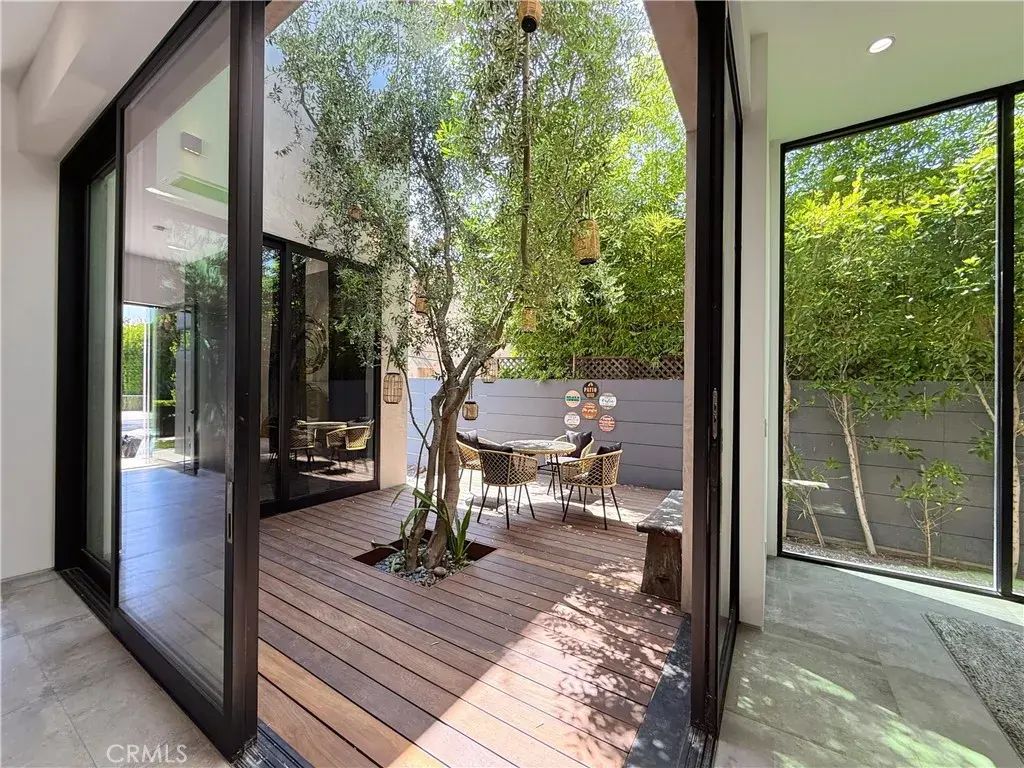 415 N Martel Avenue, Los Angeles