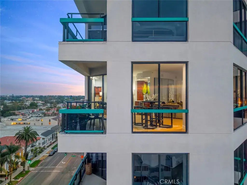 1310 E Ocean Boulevard 1007, Long Beach
